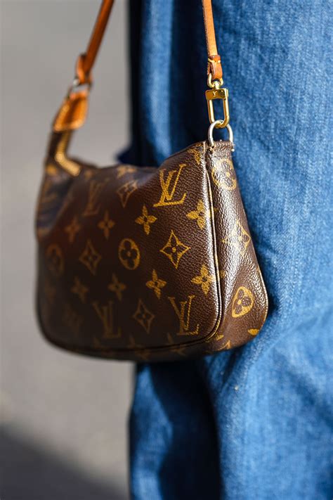 bolsa transversal louis vuitton original|modelos de bolsas Louis Vuitton.